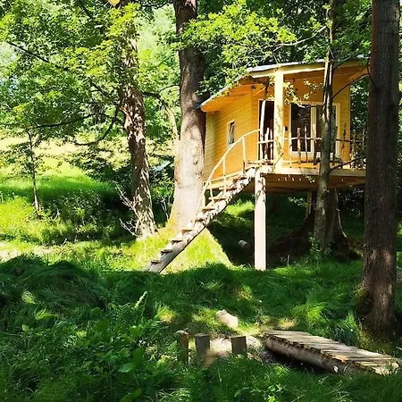 Apartman Treehouse Lea *