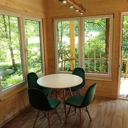Апартаменты Treehouse Lea *