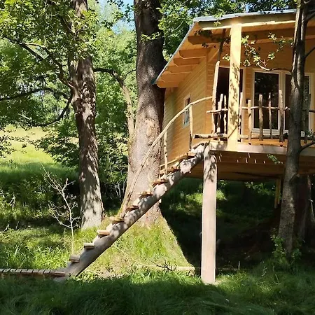 Treehouse Lea Mikulasovice