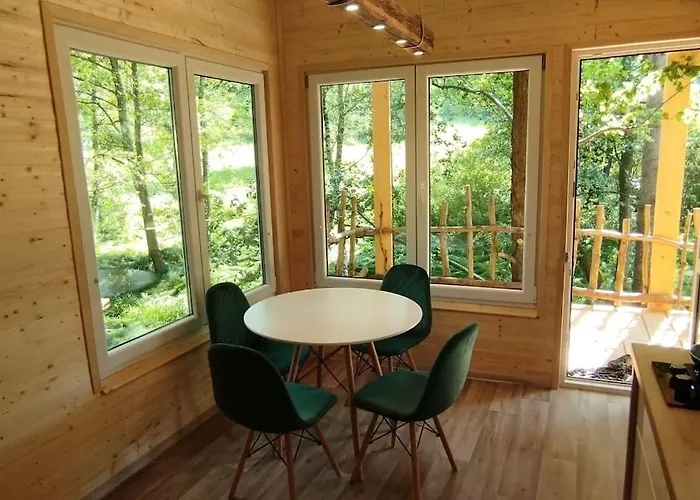 公寓 Treehouse Lea *