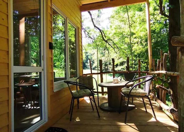 公寓 Treehouse Lea *